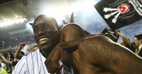 Demba Bâ champion de Turquie avec Besiktas