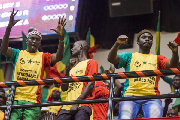 ARRÊT SUR IMAGES: Le "12éme Gaindé" enflamme Bamako 