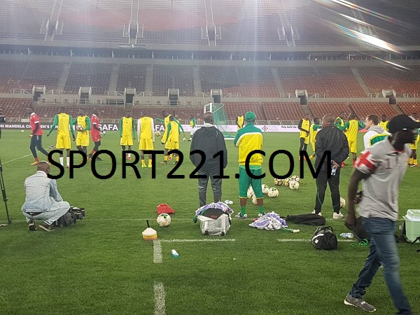 Afrique du Sud/ Sénégal: Les photos de la dernière séance d'entraînement des "Lions" au Stade Peter Mokaba de Polokwane