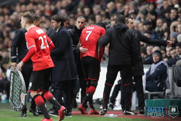 Rennes : Encore blessé, Oliver Létang demande une protection pour Ismaila Sarr