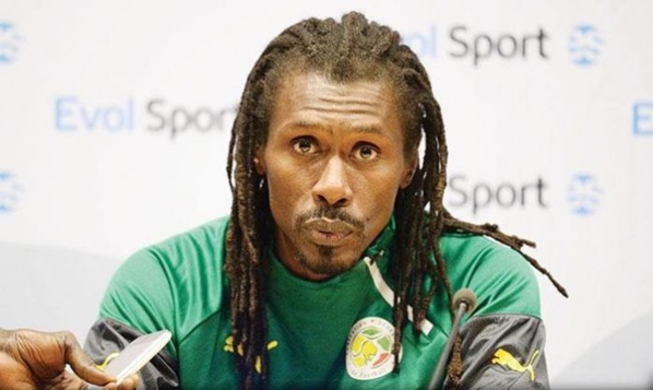 Aliou Cisse sur l'histoire des primes dans la tanière :   "Je ne suis pas au courant qu’il y avait des problèmes de primes de match"