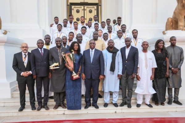 Macky Sall a reçu l'équipe nationale de mini-foot