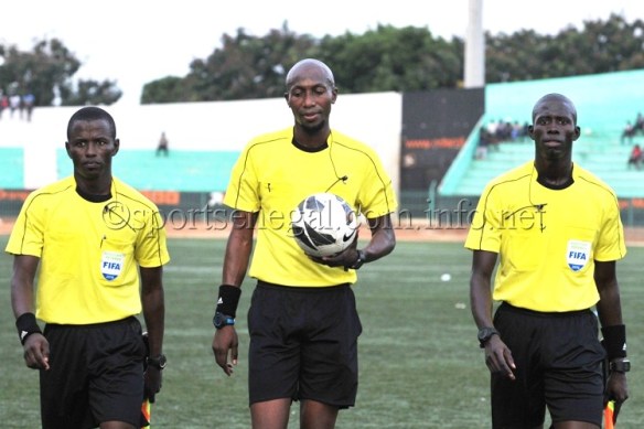 Démarrage de la Ligue 1 : les arbitres lèvent leur menace de ne pas officier les rencontres