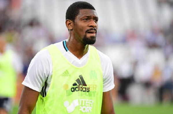 Divers : Abou Diaby annonce sa retraite