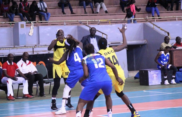 Basket-National 1 Dames : DBALOC surprend ISEG, ASCVD s’impose FLYING STAR