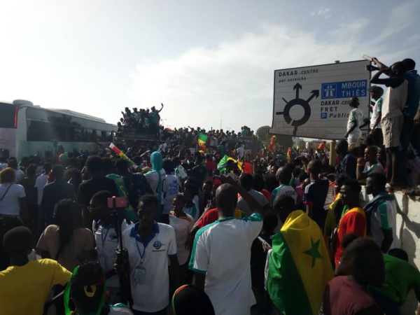 Les images de l’arrivée des Lions à l’aéroport LSS