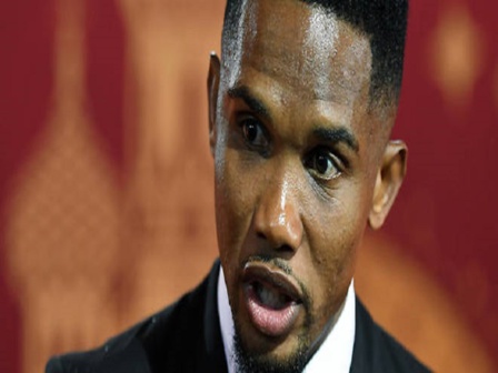 Interpellation brutale d’une femme noire enceinte en France : Samuel Eto’o s’indigne