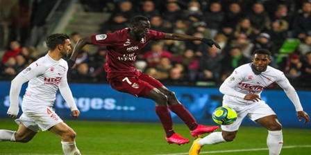 Amical : Metz bat Strasbourg (3-2), doublé d’Ibrahima Niane