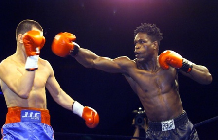 Boxe : Jean-Baptiste Mendy, ancien champion du monde, est mort