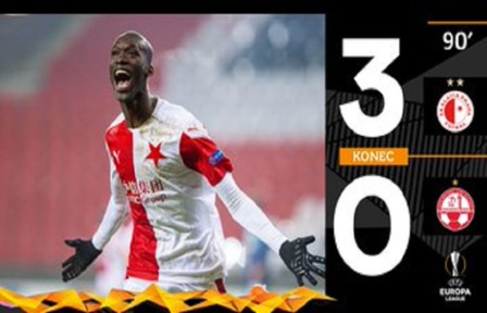 Europa League : Abdallah Sima inscrit un doublé scelle la qualification du Slavia Prague !