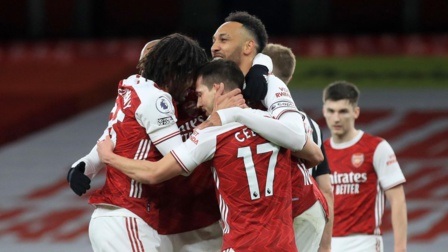 Premier League: Arsenal bat Newcastle, Aubameyang double buteur