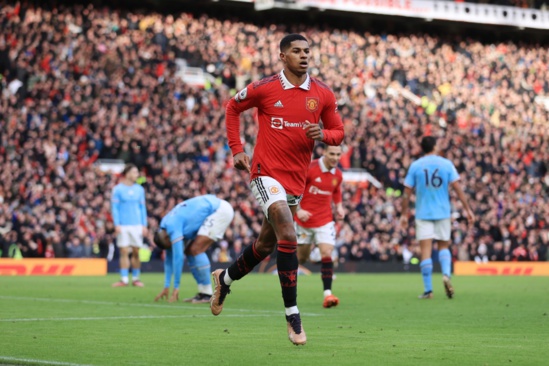 Premier League: United renverse City (2-1)