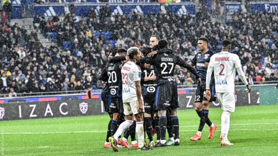 Ligue 1 : Lyon dominé à domicile par Strasbourg (1-2)