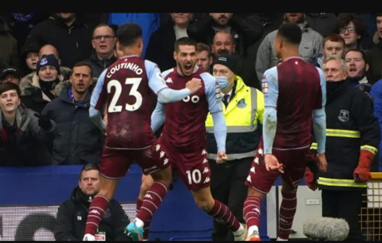 Premier League : Aston Villa plonge Chelsea un peu plus dans la crise