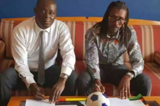 Equipe nationale : Augustin Senghor signe le rallongement du contrat de Aliou Cissé