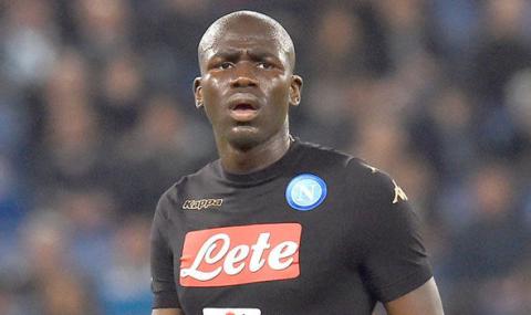 NAPLES : Liverpool propose 40 millions par semaine à Koulibaly