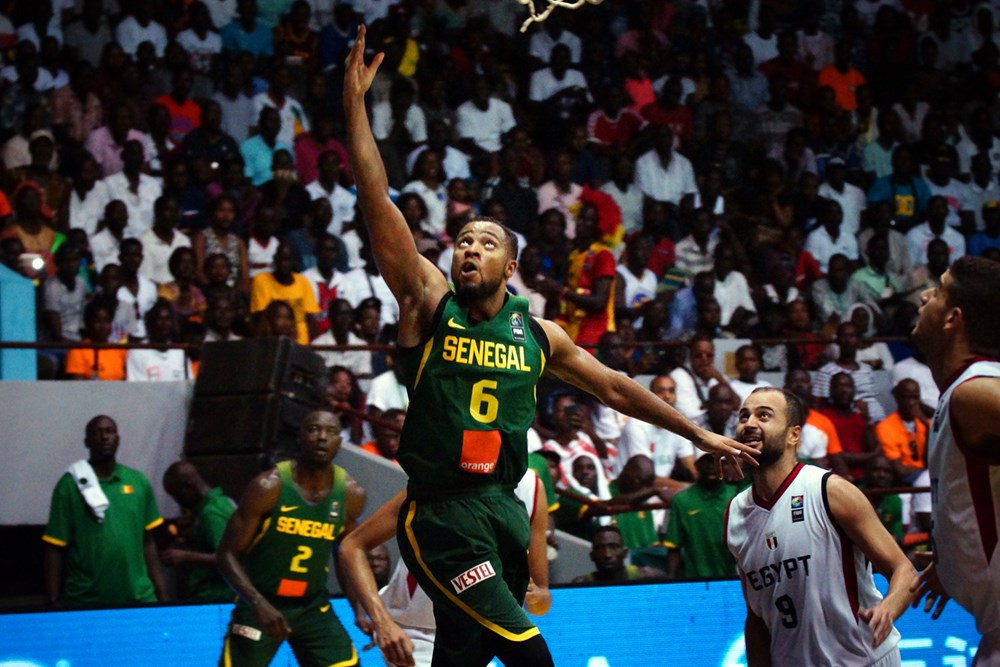 AFROBASKET:  Les « lions » s’offrent l’Egypte et se qualifient pour les quarts.