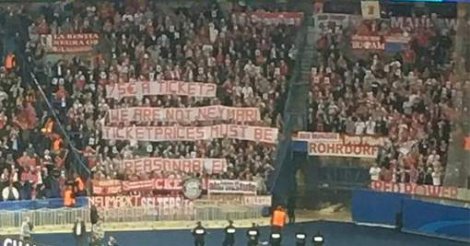 Le coup de gueule des supporters du Bayern au Parc des Princes