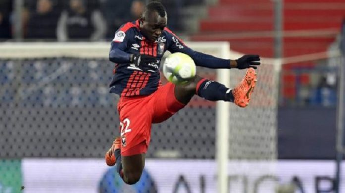 Caen : Blessé, Adama Mbengue absent un mois