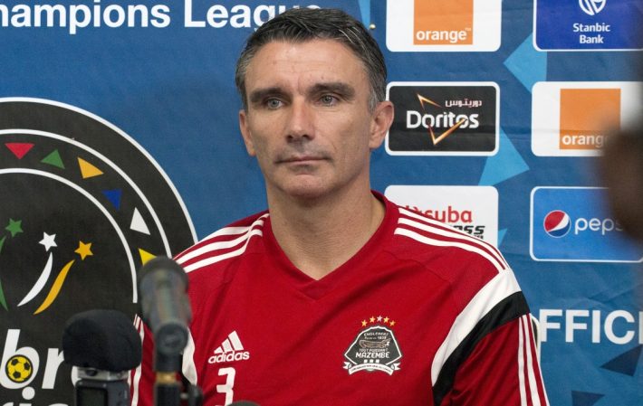 Al Ahly: le coach Patrice Carteron contre-attaque et accuse l’Espérance