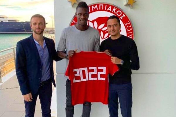 Olympiakos : Pape Abdou Cissé rempile jusqu’en 2022