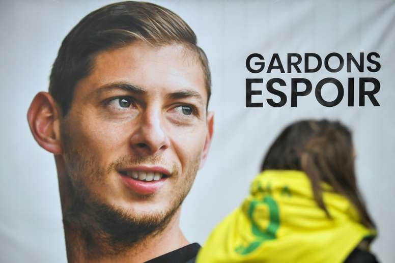 Emiliano Sala : la famille prête à payer des bateaux privés pour continuer les recherches