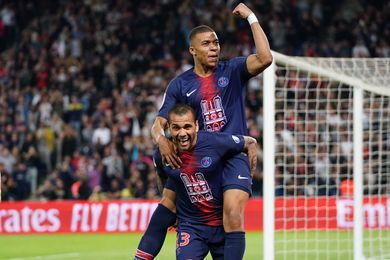 Ligue 1 française : Paris fête son titre, Mbappé voit triple