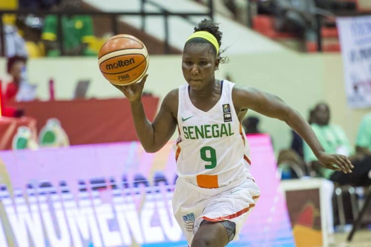 Afrobasket : Ndèye Sène victime d’un malaise à la fin du match contre le Mozambique