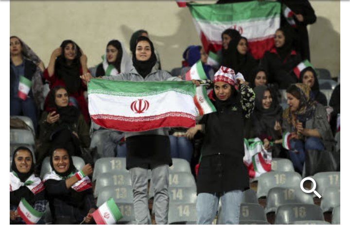 Football: L'Iran laisse 3 500 femmes assister à Iran-Cambodge, une première