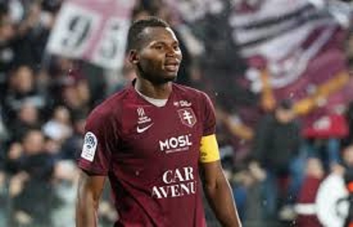 Metz : Habib Diallo, joueur le mieux payé du club avec 52 millions par mois,