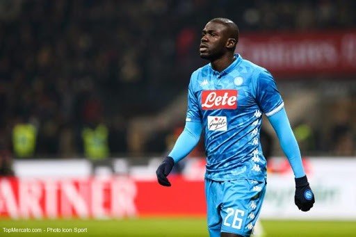 Mercato : l’âge de Koulibaly joue en sa défaveur pour signer à Manchester United !