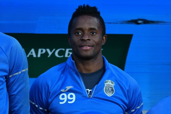 Football : Le joueur guinéen Momo Yansane dénonce le racisme au Maroc