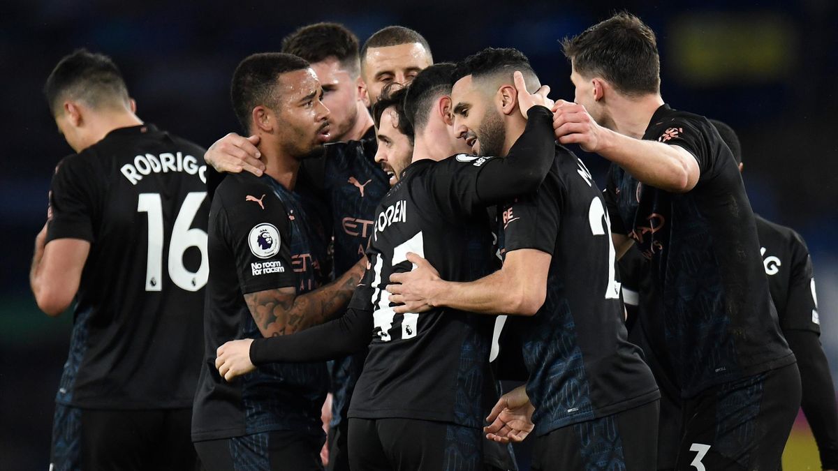 Premier League : Manchester City bat Everton et creuse l’écart