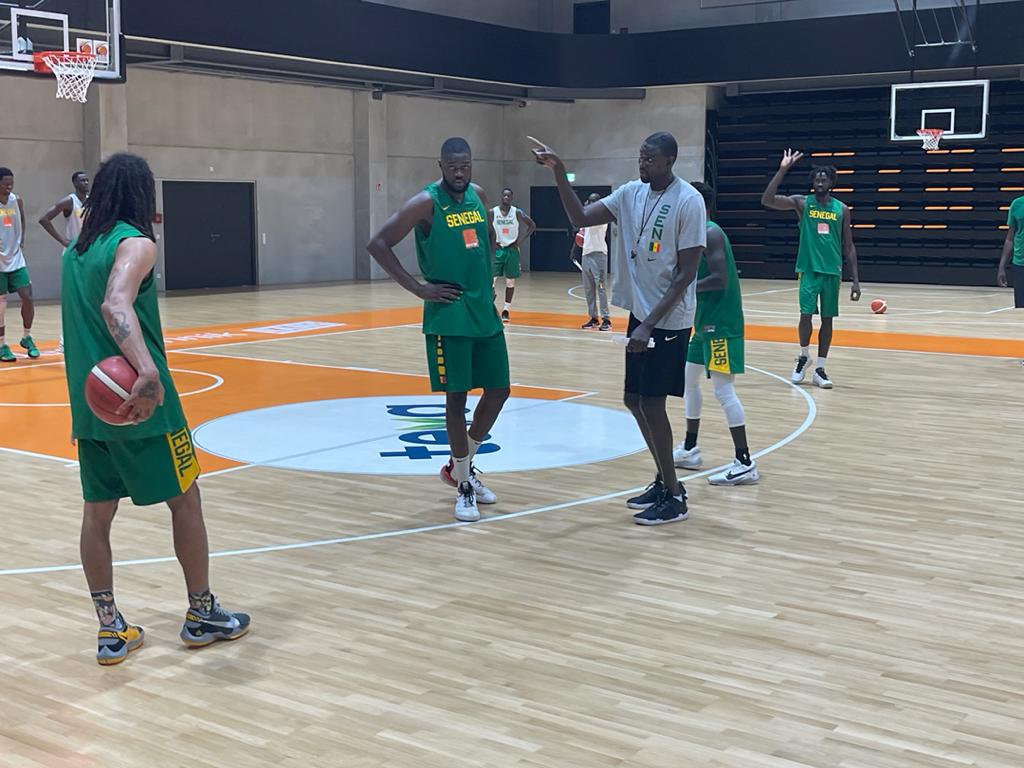 Les Lions du Basket sont arrivés à Francfort pour le TQO