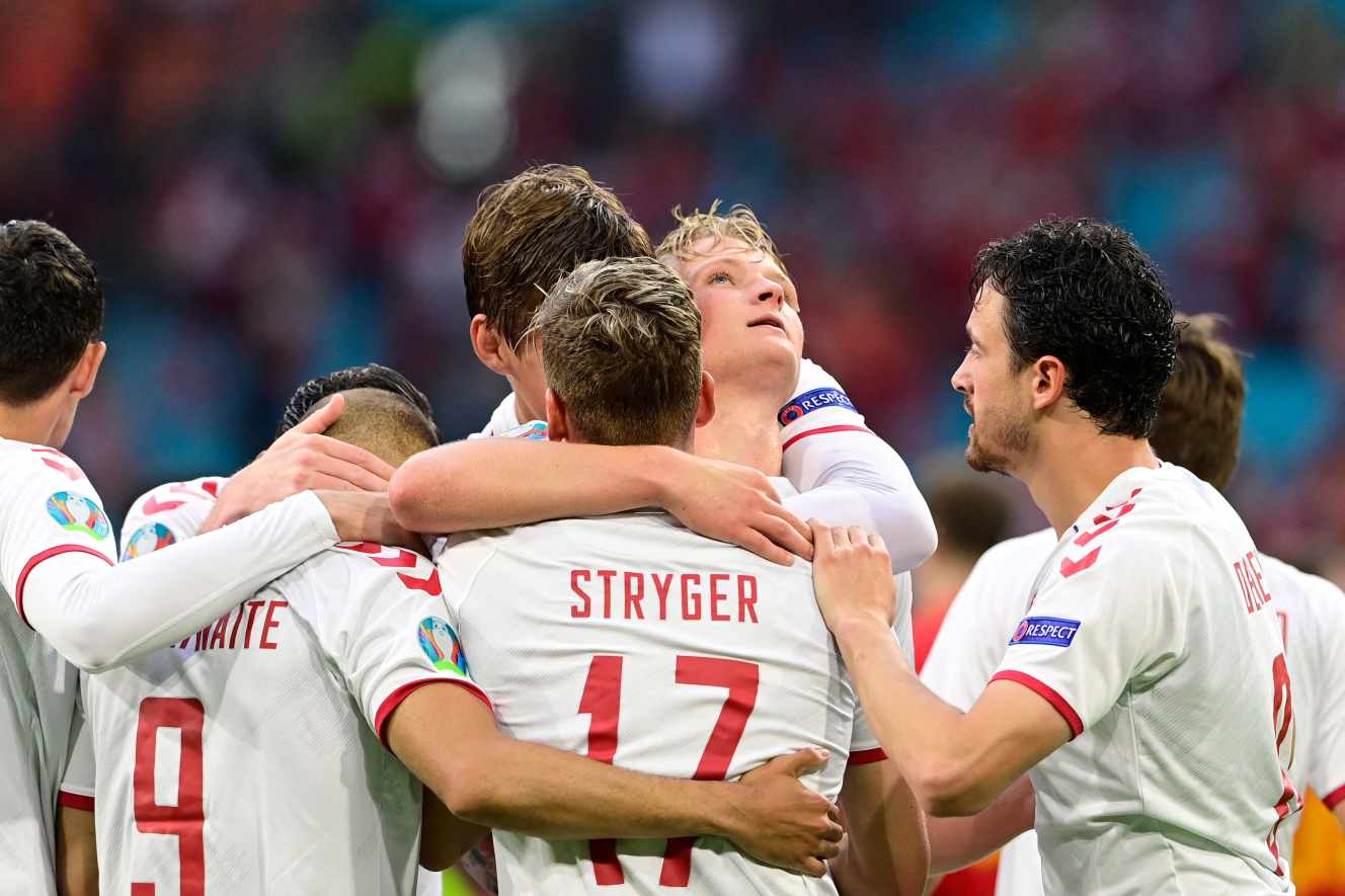 Euro 2021 : le Danemark qualifié pour les quarts de finale après sa large victoire contre le Pays de Galles