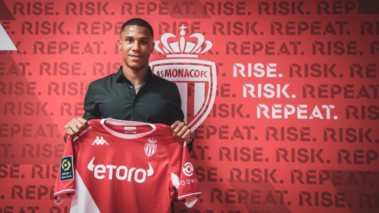 Mercato : Ismail Jakobs a rejoint l’AS Monaco pour 5 ans