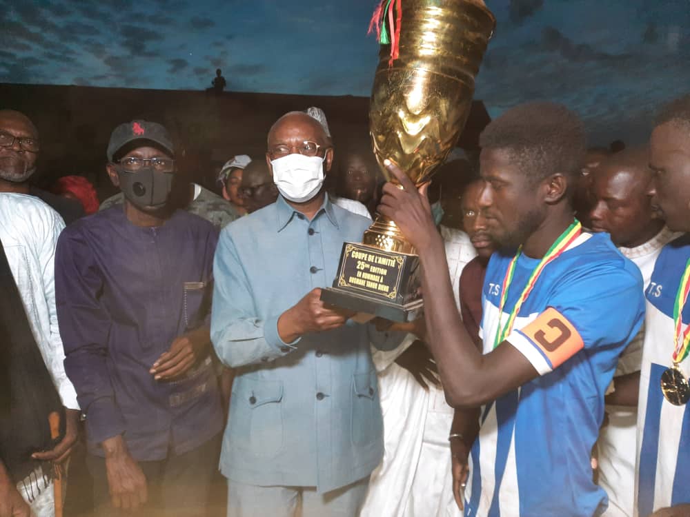 Navétanes à Keur Madiabel : le Ministre Serigne Mbaye Thiam gâte les ASC