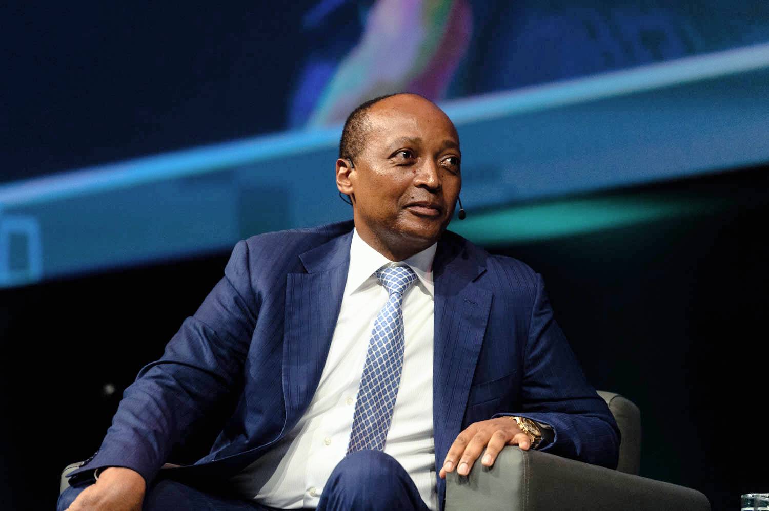 Mondial 2022 : Le président de la Caf Patrice Motsepe félicite le Sénégal