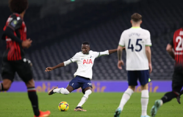 Amical Nice-Tottenham: Antonio Conte satisfait de la copie rendue par Pape Matar Sarr