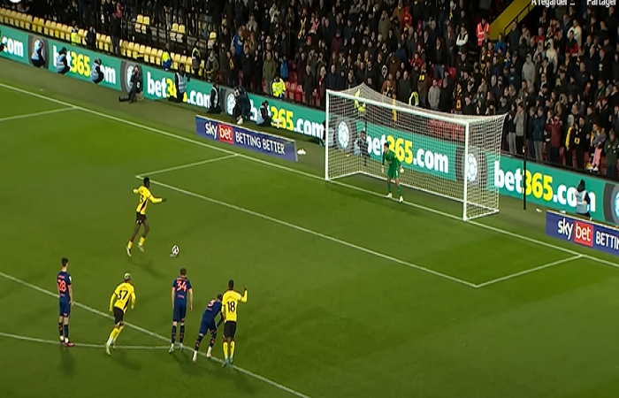 Championship: Watford bat Blackpoool, I. Sarr transforme un joli penalty (VIDEO)