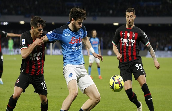 Ligue des champions : Milan domine Naples (1-0)