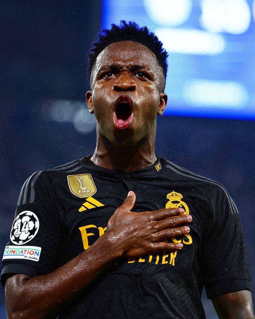 Real Madrid : Vinicius prolonge jusqu’en 2027