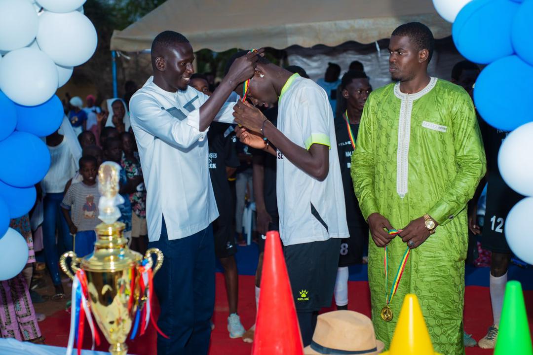 Parrain de la finale interclasse : Bouna Seck offre un important lot de matériel sportif au Lycée Alboury Ndiaye de Linguère