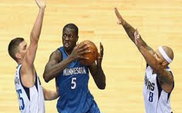 Fin de saison régulier pour Timberwolves : Gorgui Sy Dieng termine par un double-double