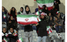 Football: L'Iran laisse 3 500 femmes assister à Iran-Cambodge, une première