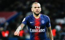 PSG : Dani Alves descend Paris et les Parisiens