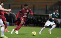 Meilleur dribbleur de la Ligue 1 Française : Opa Nguette remporte le trophée devant Neymar