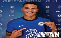 Chelsea : Thiago Silva a officiellement rejoint le club