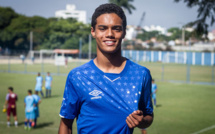 Barça : le fils de Ronaldinho va signer !